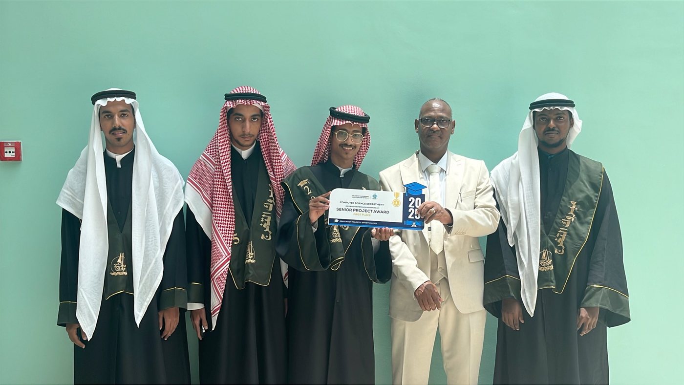 لقطة من مسيرتي الجامعية والمهنية والمسابقات التقنية